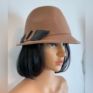 Fedora-Wool/Felt,‎ Beige/Camel, Decorative Band w/Leather Accents. Hat. Size-OS